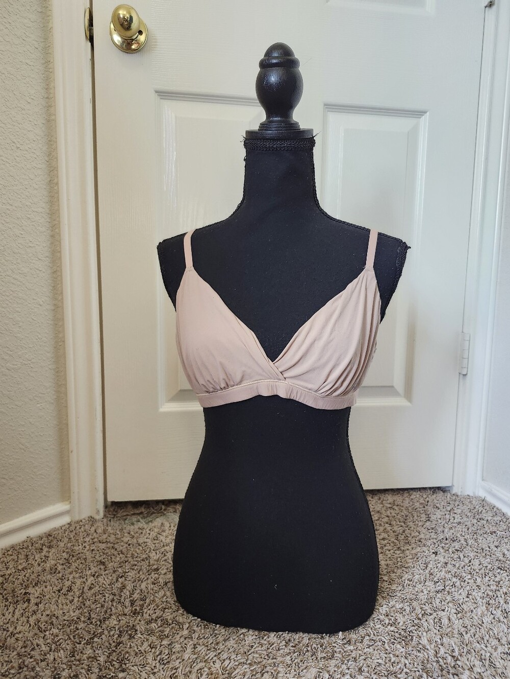 SKIMS Light Nude Wireless Bralette with Ruched Front